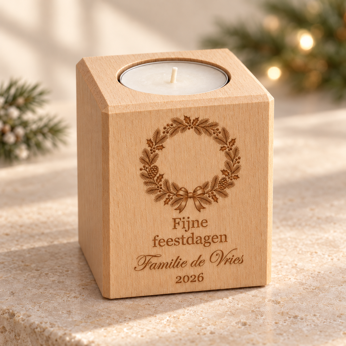 Kerstkaarsenhouder met naam van beukenhout – digitaal productvoorbeeld
