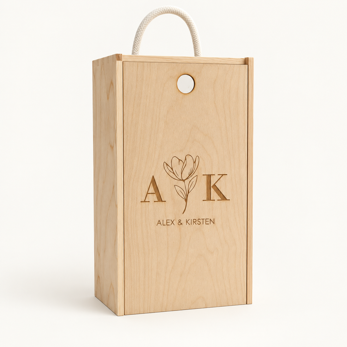 Houten wijnkist met namen en trouwdatum – productvoorbeeld