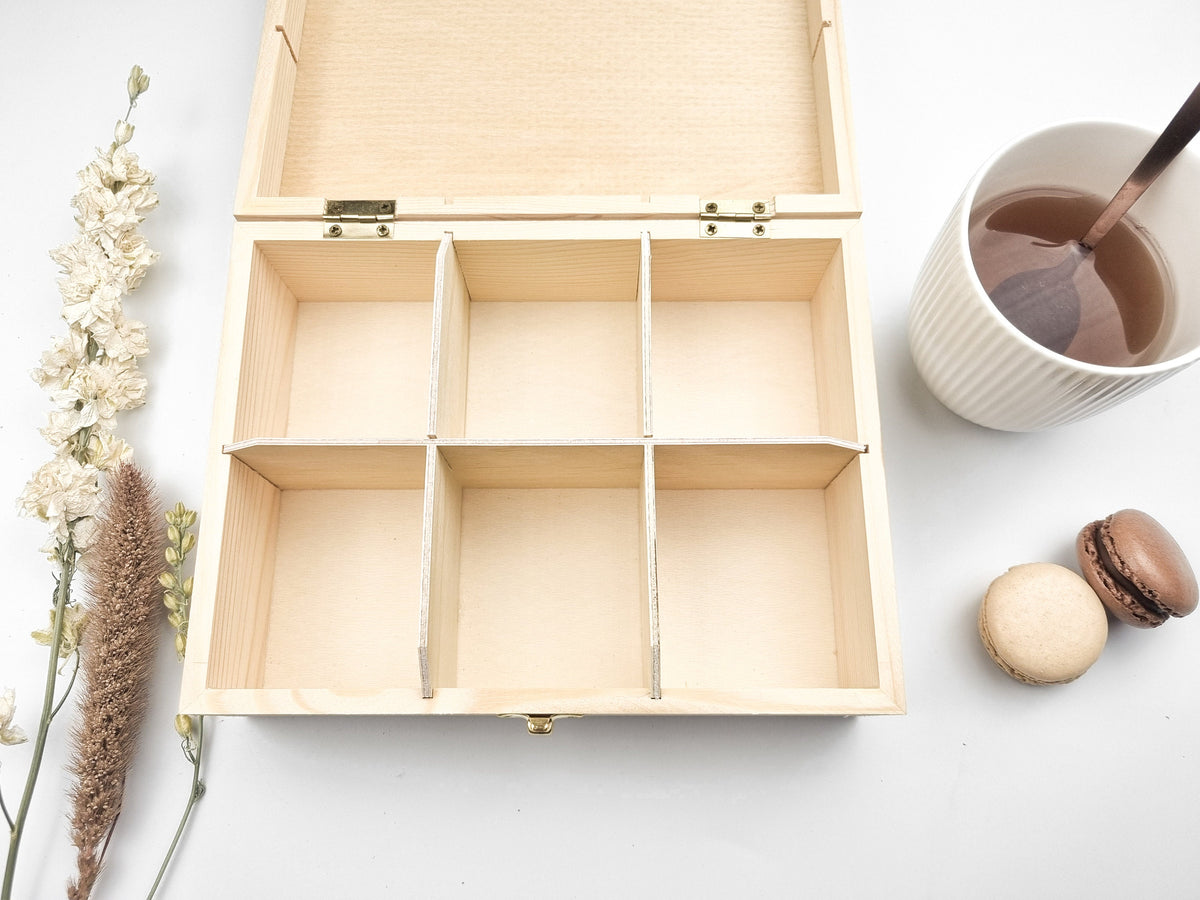 Houten theedoos voor mama met naam en boodschap – uitvoering en ontwerpvoorbeeld 3