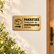 Digitale visualisatie: Aanwijzing voor de pakketbezorger naast de voordeur